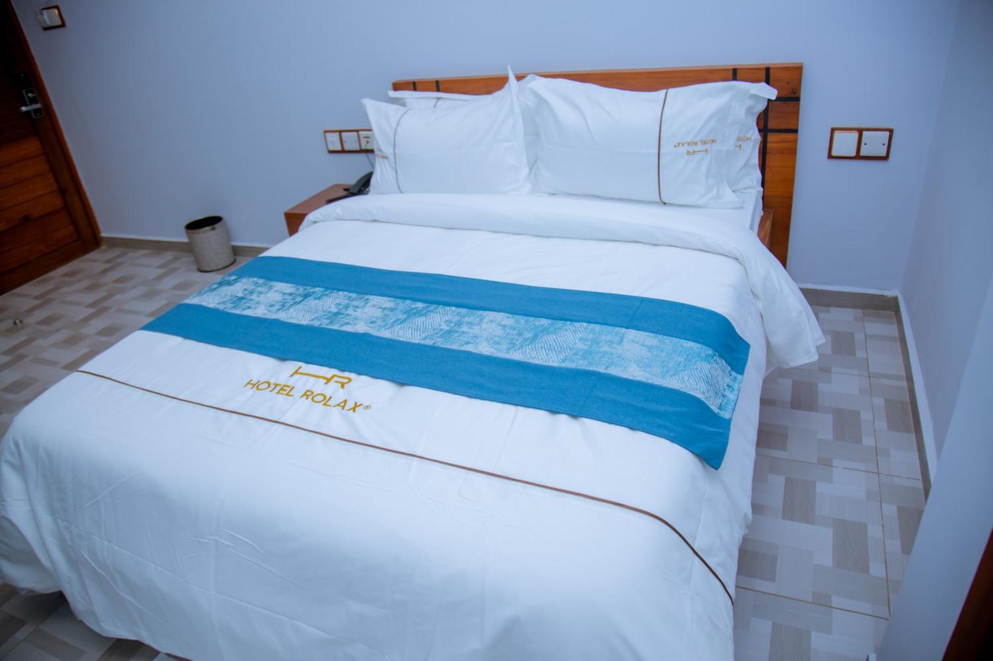 Hotel Rolax Dar es Salaam Bagian luar foto