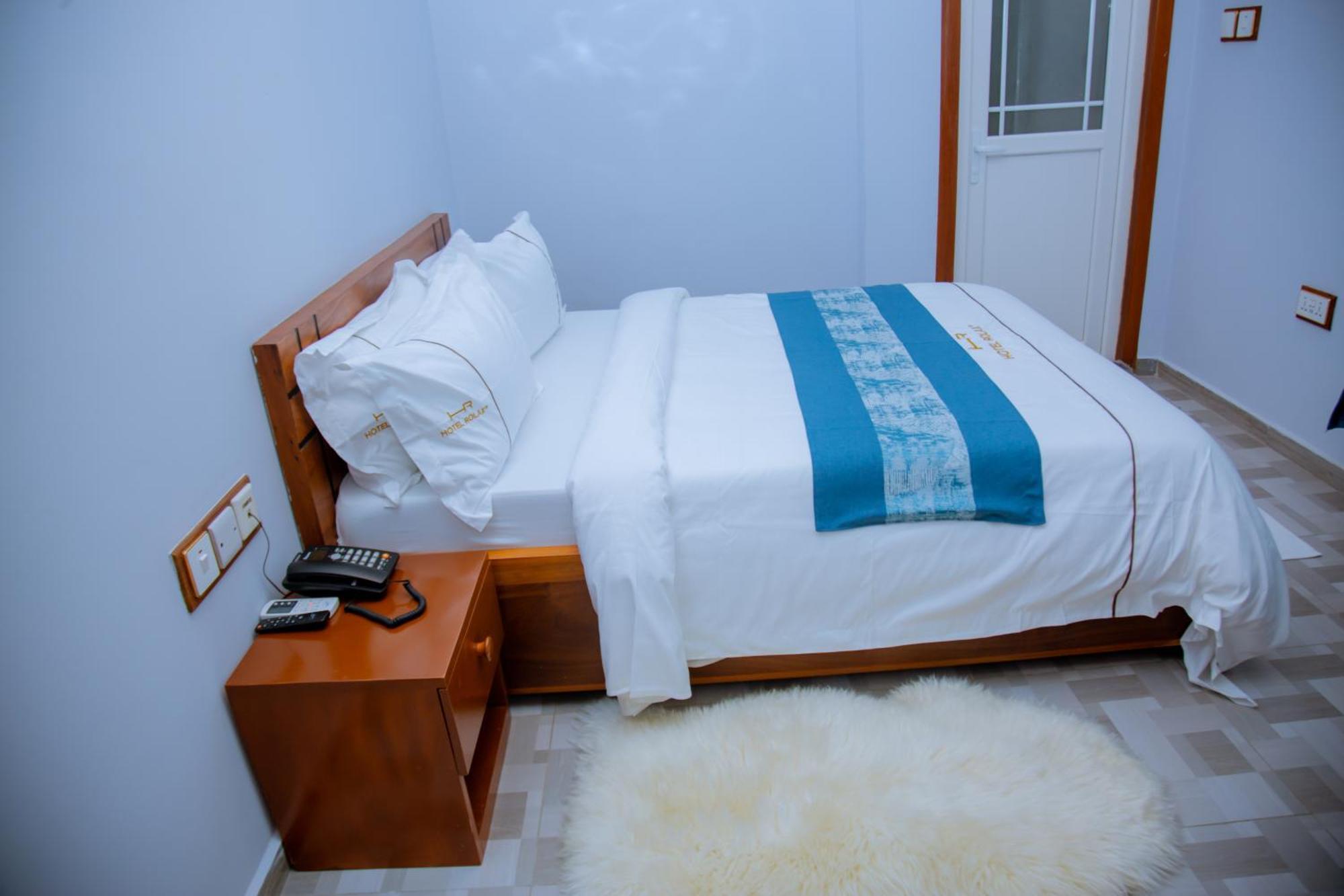 Hotel Rolax Dar es Salaam Bagian luar foto