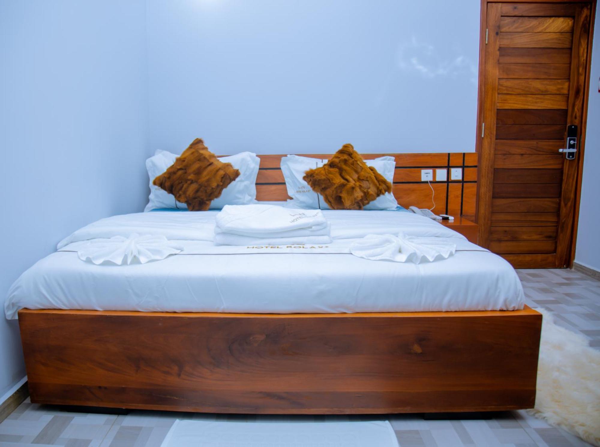 Hotel Rolax Dar es Salaam Bagian luar foto